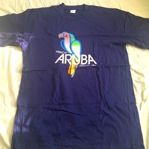Men’s Aruba vintage single stitch t-shirt, size M.